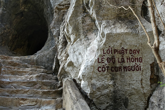 洞窟の入り口／五行山・マーブルマウンテン（Marble Mountain）・ダナン