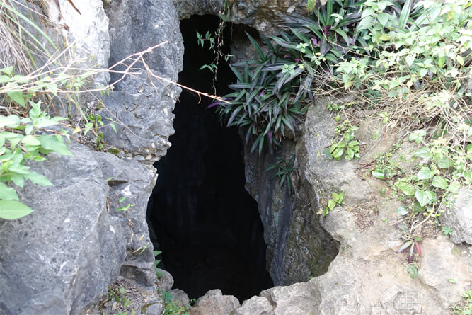 上から見た洞窟の天井／五行山・マーブルマウンテン（Marble Mountain）・ダナン