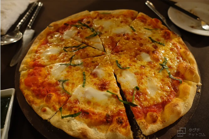 ピザ・ピッツァ・pizza／Don Cipriani's・レストラン・フラマリゾートダナン