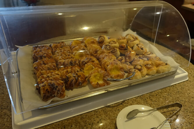 甘いパン／フィエスタリゾート グアム・朝食